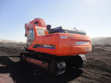 El año 2010 30 toneladas utilizaron el excavador DH300lC - peso de Doosan de la operación 7 29600kg 