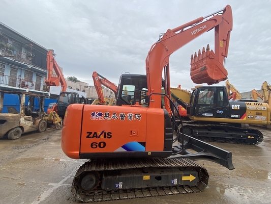 6 toneladas de Japón original usado Hitachi ZX60 Excavadora de rastreo con 40,5 kW de potencia del motor y 0,22m3 de capacidad de cubo