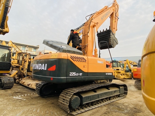 Excavadora Hyundai R225 de segunda mano de 22 toneladas con potencia de motor de 112 KW y capacidad de cubo de 1,05 m3