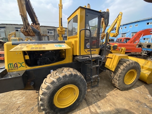 3-5 toneladas de segunda mano Komatsu WA320-3 Cargador de ruedas Cargador delantero usado