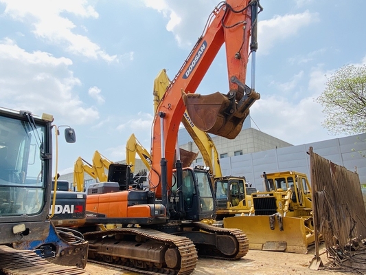 Excavadora Doosan DX490LC-9C de segunda mano de 49 toneladas con capacidad de cubo de 2.72 m3
