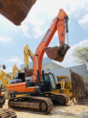 Excavadora Doosan DX490LC-9C de segunda mano de 49 toneladas con capacidad de cubo de 2.72 m3