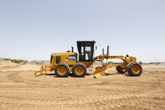 Equipo pesado usado SEM 919F Motor Grader de segunda mano con Destripador a la venta
